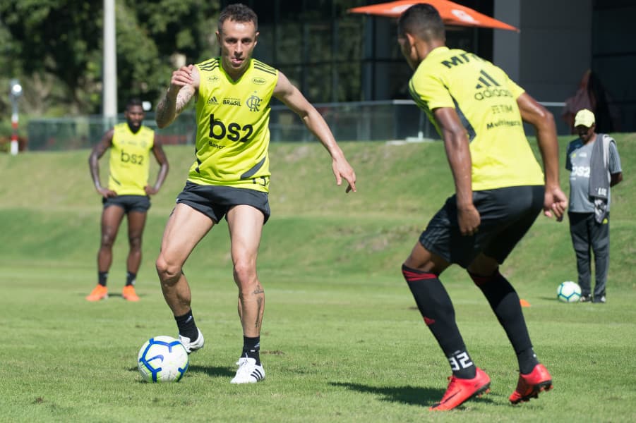 rafinha treino no flamengo