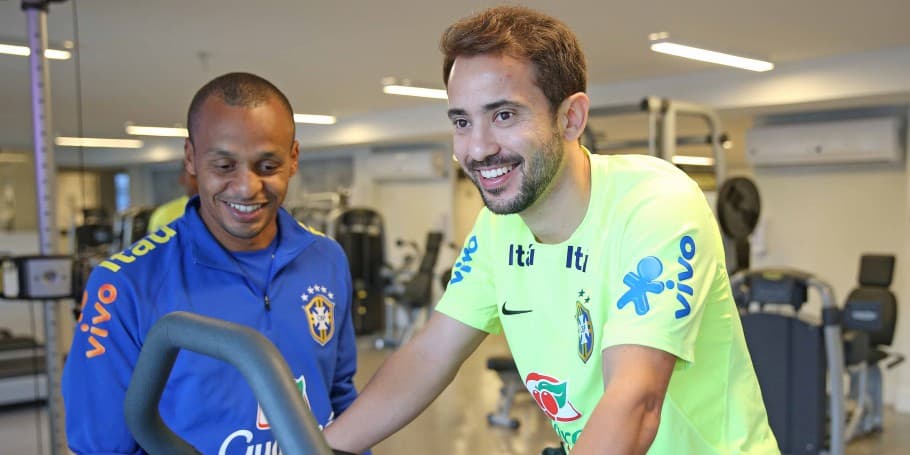 Everton Ribeiro Tite