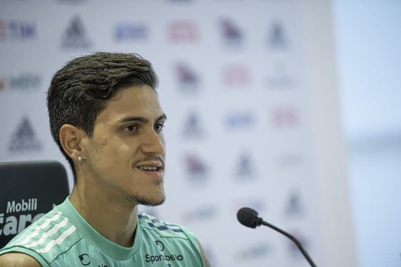 Durante coletiva de imprensa, o atacante também disse o que projeta para a sua carreira pelos próximos cinco anos no Flamengo