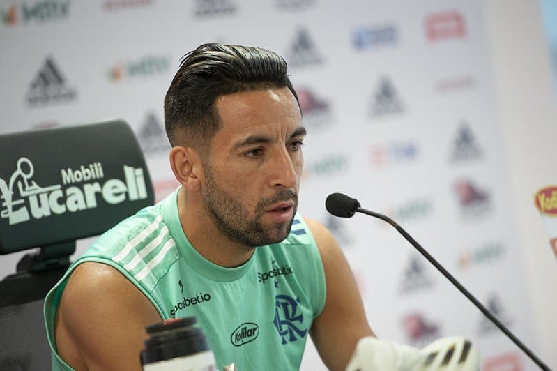 Mauricio Isla analisou também a evolução do Flamengo durante coletiva de imprensa realizada nesta quarta-feira, 23