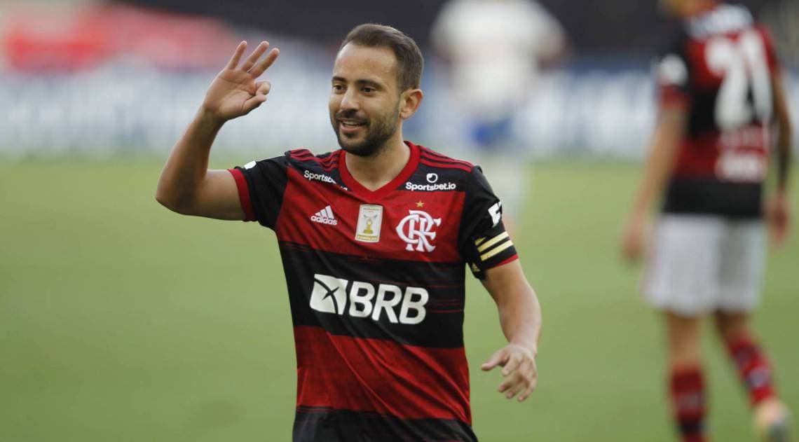 everton ribeiro