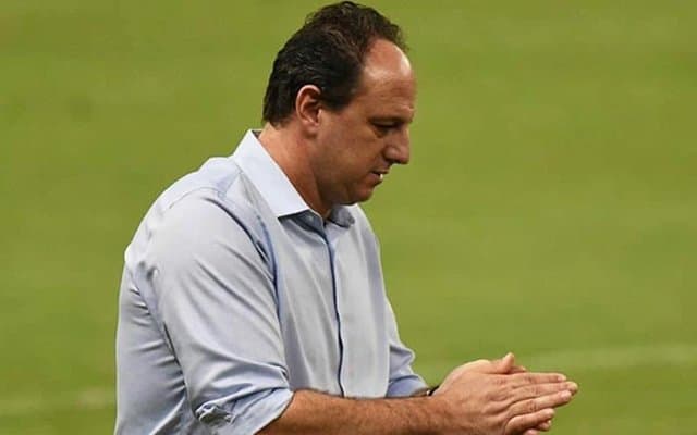 Renato Maurício Prado criticou Ceni