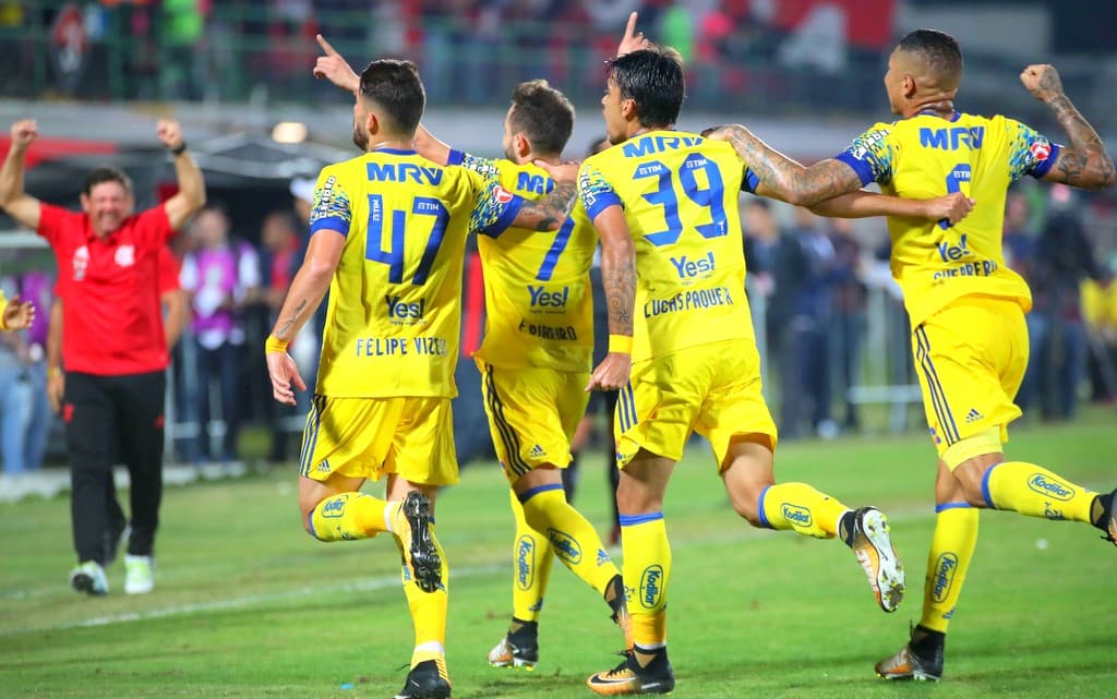 as cores do Flamengo já foram azul e amarelo