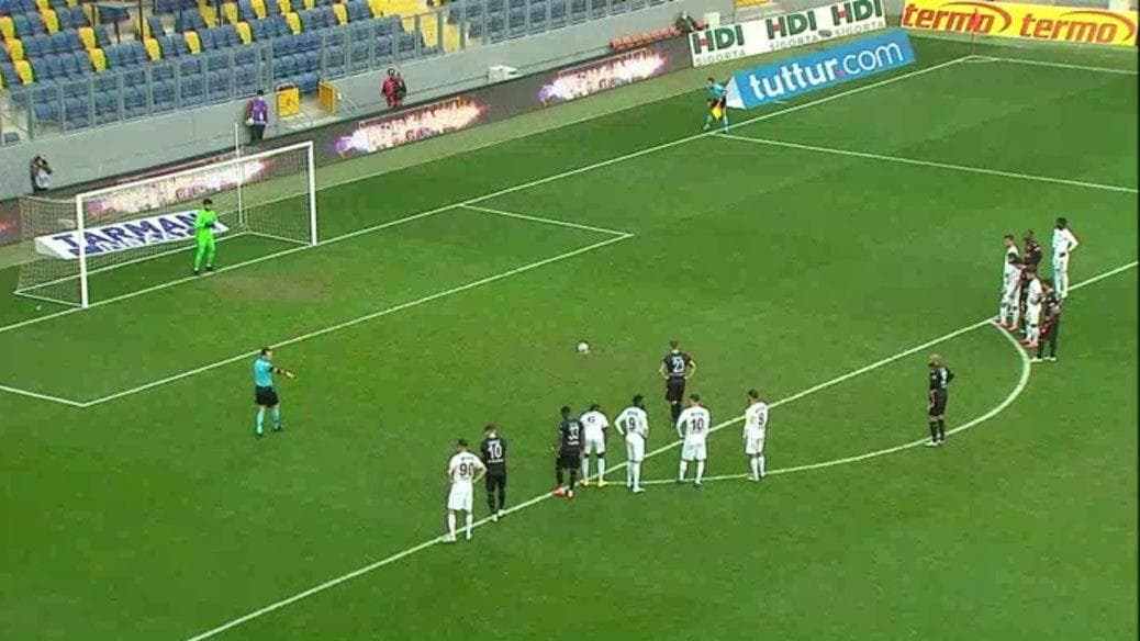 ex-volante do Flamengo