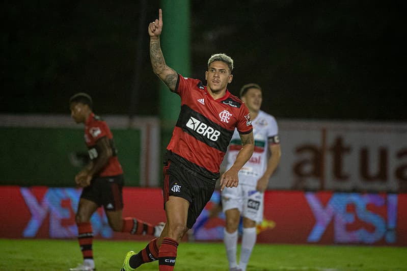 Pedro Flamengo dois gols