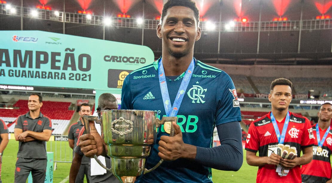 hugo souza flamengo