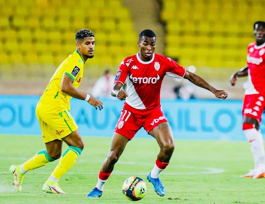 Grande clube da Série A negocia a contratação de Jean Lucas