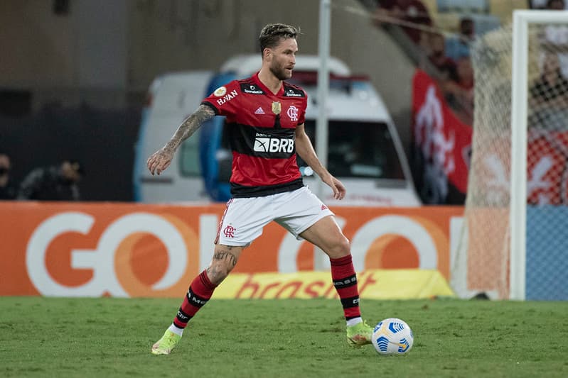 Flamengo-Cruz Azul-Leo Pereira-México