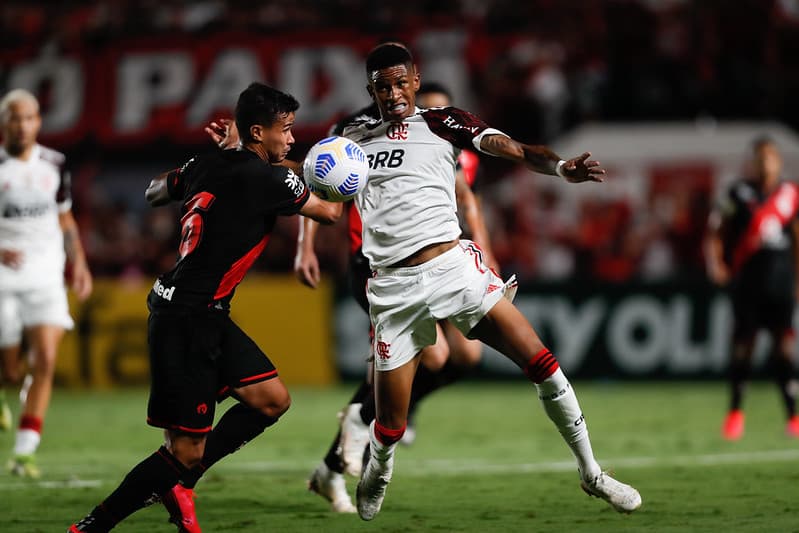 Atlético-GO x Flamengo Wesley