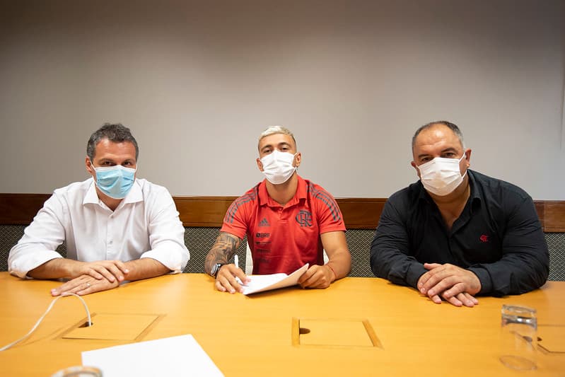 Últimas notícias Arrascaeta renova com o Flamengo