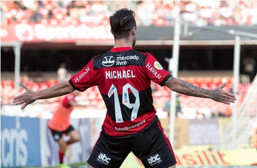 Michael saindo do Flamengo