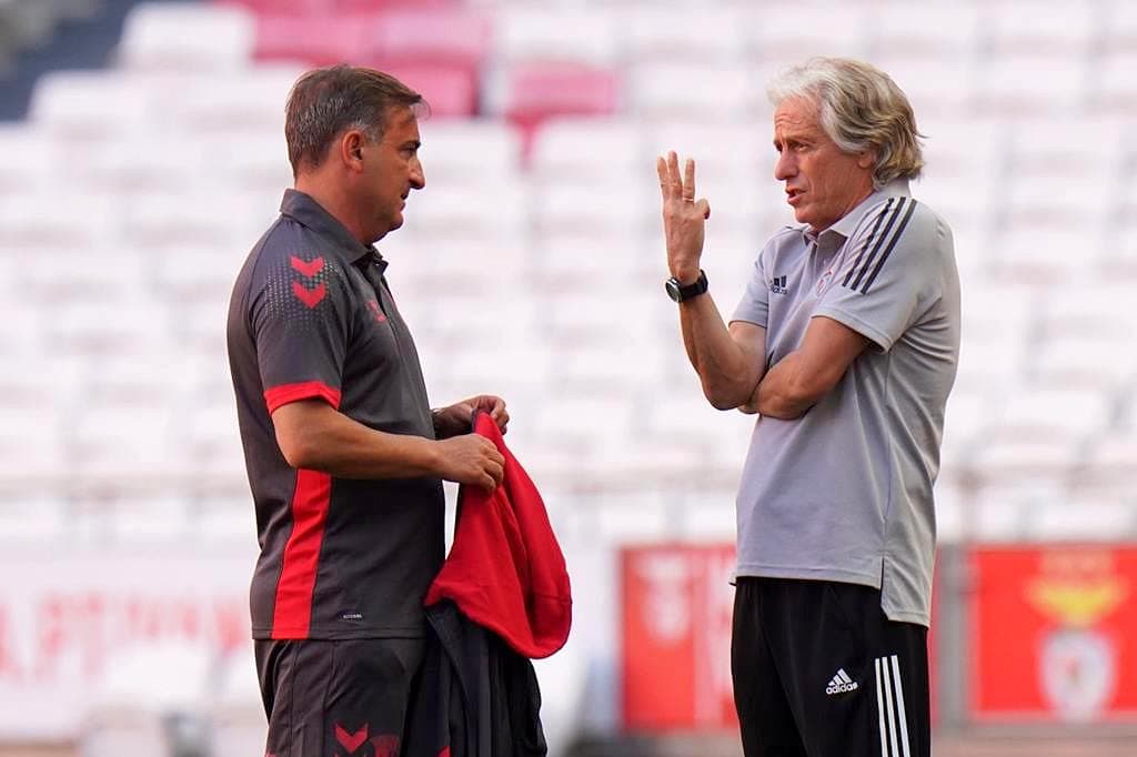 Jorge Jesus e Carvalhal, técnicos especulados no Flamengo, foram procurador pelo Atlético-MG