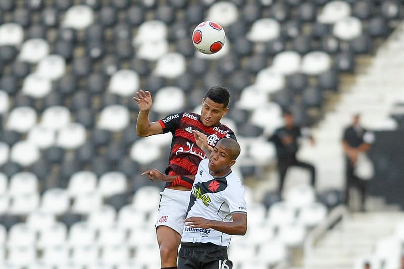 João Gomes Vasco Flamengo Pênalti