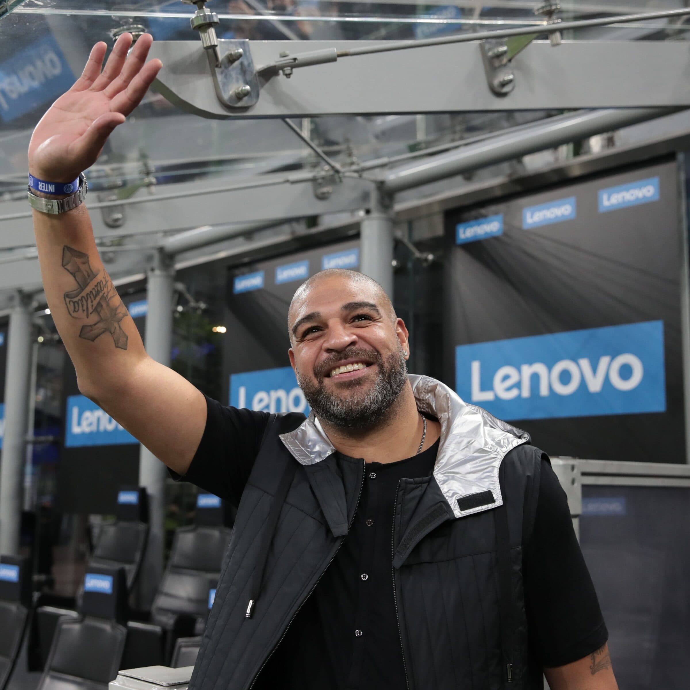 Adriano Imperador inter de Milão