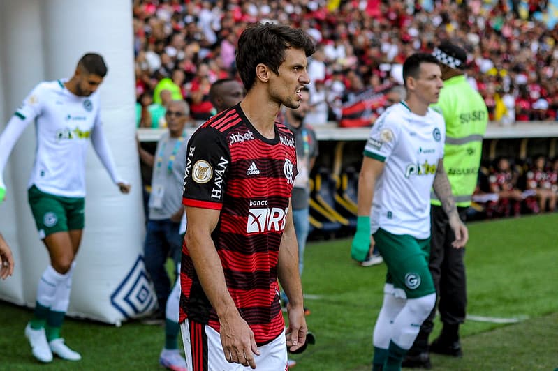 rodrigo caio pedro flamengo goiás brasileiro 2022