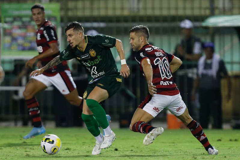 Análise: Flamengo vence Altos com péssimo desempenho