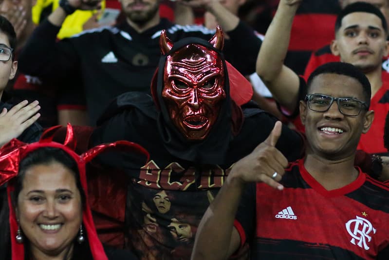 Torcida do Flamengo contra o Atlético-MG