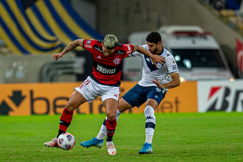 Pedro é marcado em Flamengo x Vélez pela Libertadores