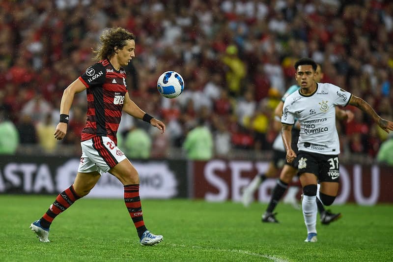 David Luiz cumprirá suspensão automática e pode jogar em caso de classificação do Flamengo