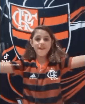 Família faz Vakinha para flamenguista que tem uma doença rara