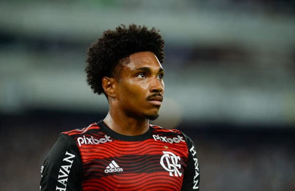 Vitinho jogou no Flamengo