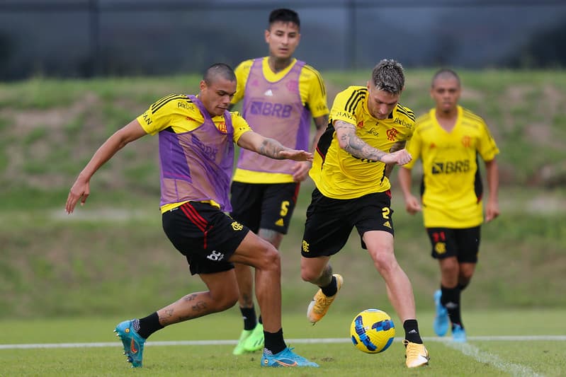 Flamengo treina no ct