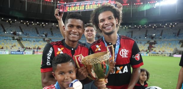 márcio araújo e arão pelo flamengo