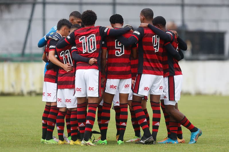 Flamengo vence e avança na Copa do Brasil Sub-20