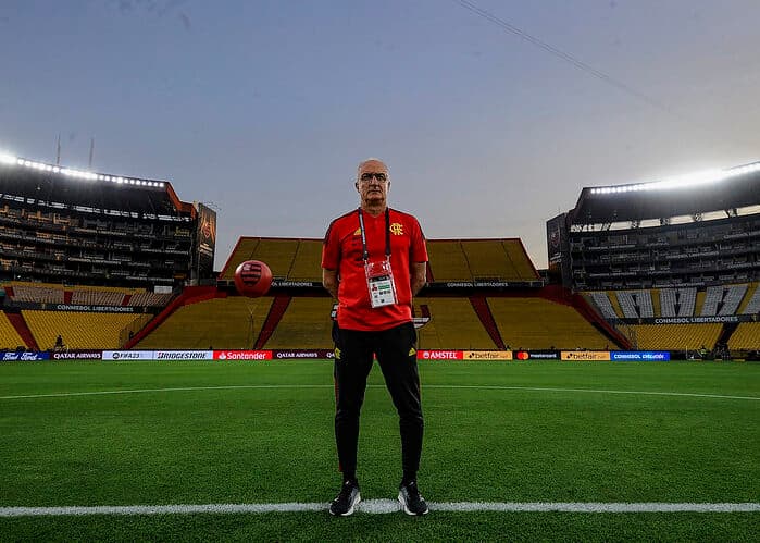 renovação de contrato de Dorival Júnior