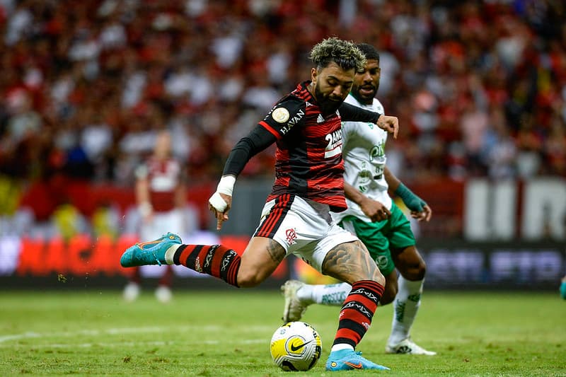 Gabigol em partida do Flamengo contra o Juventude