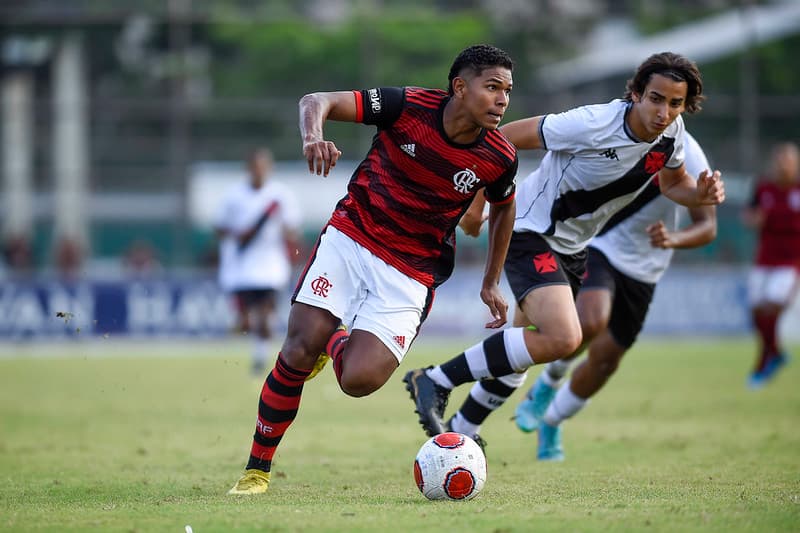 Flamengo e Vasco se enfrentam pela final do Cariocão Sub-17