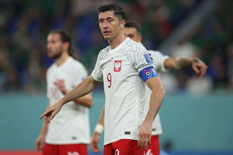 Polônia e Arábia Saudita se enfrentam pela Copa do Mundo