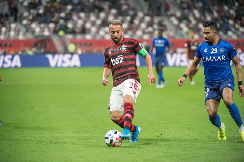 Everton Ribeiro no Mundial de Clubes 2019, em jogo entre Flamengo x Al Hilal