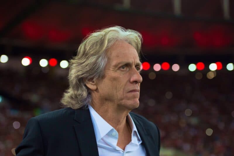 Jorge Jesus; treinador fez um aceno ao Flamengo, barca de jogadores, adversário na final da supercopa feminina e as últimas notícias do flamengo