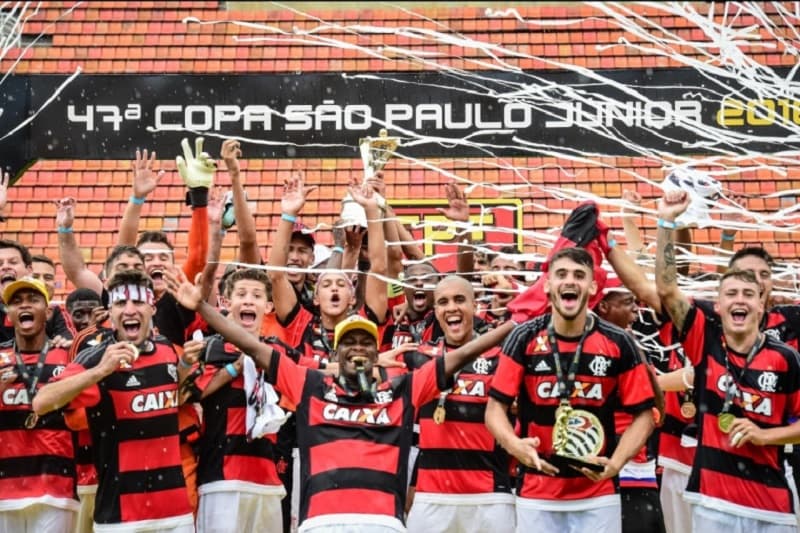 |Time do Flamengo que venceu a Copinha tinha Lucas Paquetá, Léo Duarte e Felipe Vizeu