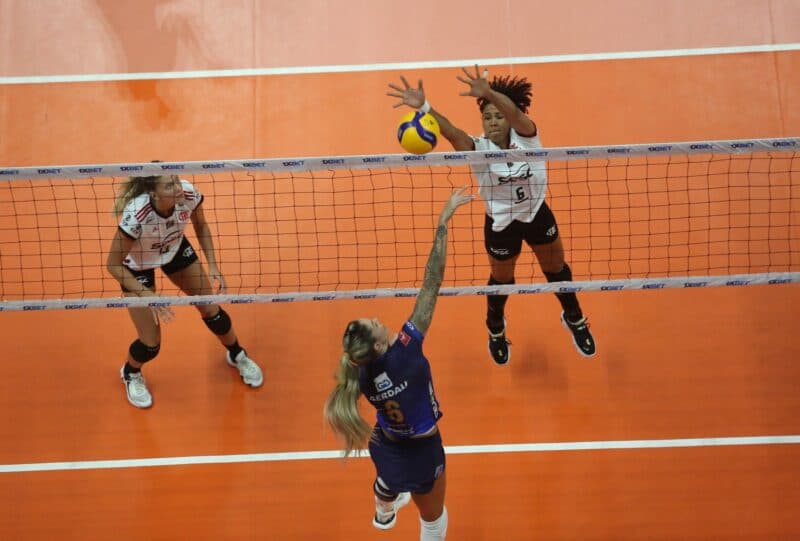 Flamengo perde para o Minas na Superliga