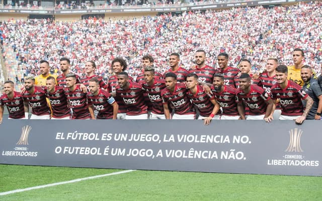 Elenco campeão da Libertadores pelo Flamengo em 2019