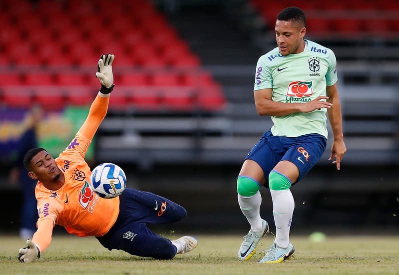 Brasil e Peru se enfrentam pelo Sul-Americano Sub-20