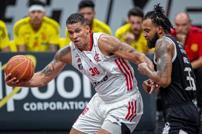 Flamengo e São Paulo se enfrentam pela Copa Super 8