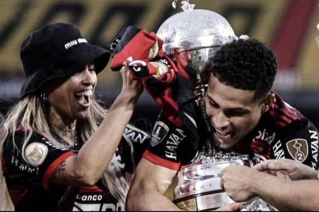 'Indo ganhar o mundo', Mãe de João Gomes faz discurso emocionante