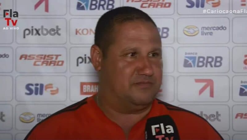 Mario Jorge destaca humildade de Rodrigo Caio após empate do Flamengo contra o Bangu
