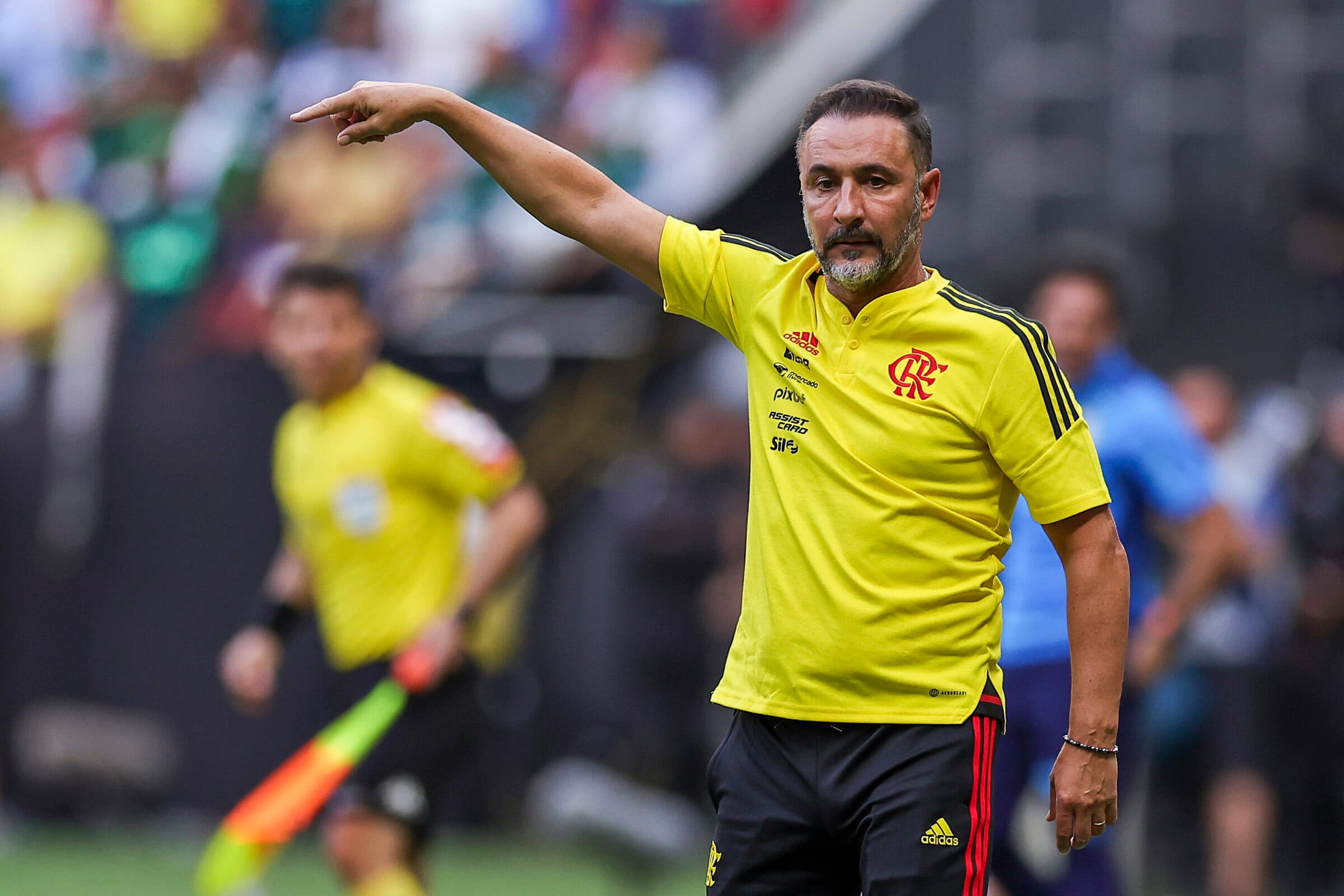 Vitor Pereira em jogo do Flamengo, treinador apontou principal motivo para derrota do Flamengo contra o Fluminense na Taça Guanabara