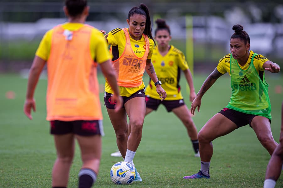 Futebol feminino do Flamengo estreia na temporada neste domingo (05)