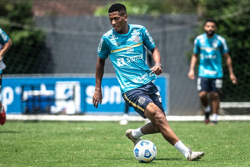 Ângelo pode estar a caminho do Flamengo