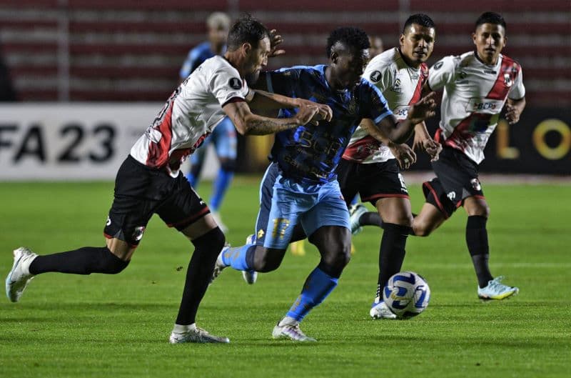 El Nacional contra o Nacional Potosi pela Libertadores 2023. Foto: Aizar RALDES / AFP
