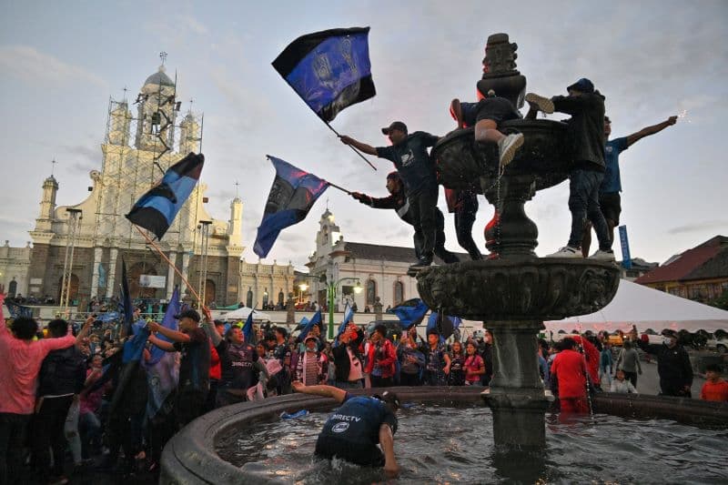 Torcida do Del Valle. Foto: RODRIGO BUENDIA/AFP via Getty Images