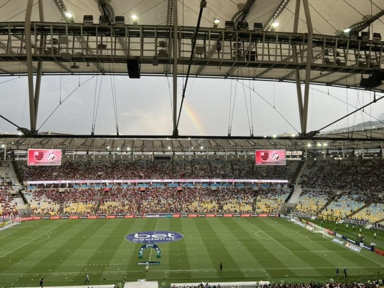 Maracanã recebe Flamengo x Vasco pela Taça Guanabsra