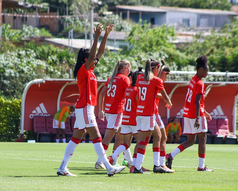 Internacional enfrenta o Corinthians pelo Brasileirão Feminino