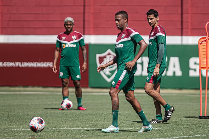 Keno e Ganso e treino do Fluminense; atacante projetou final do Carioca contra o Flamengo