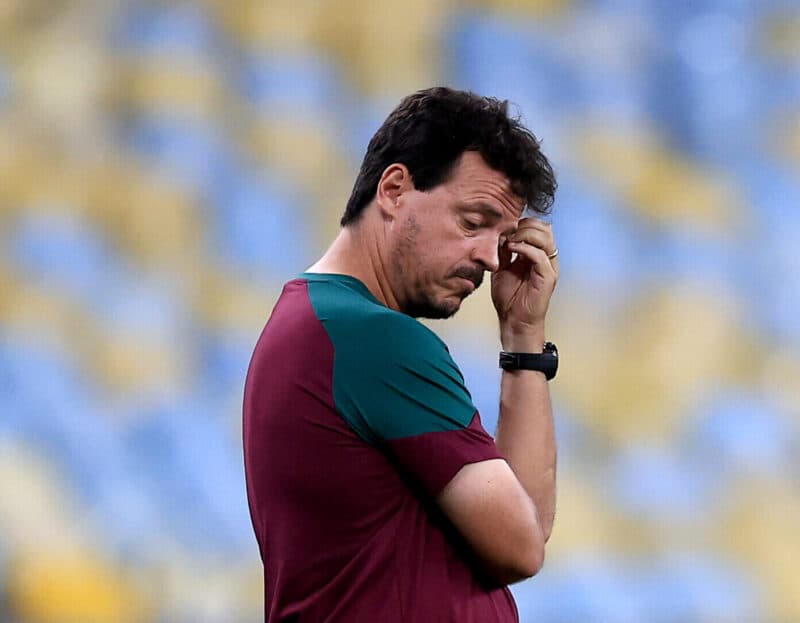 Fluminense ganha desfalque por suspensão para clássico com Flamengo